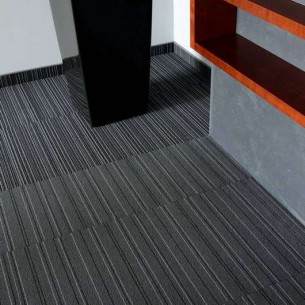strands carpet tiles at Kuhn Offices, Poland
