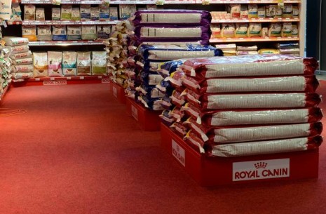 velour excel carpet tiles - pet shop